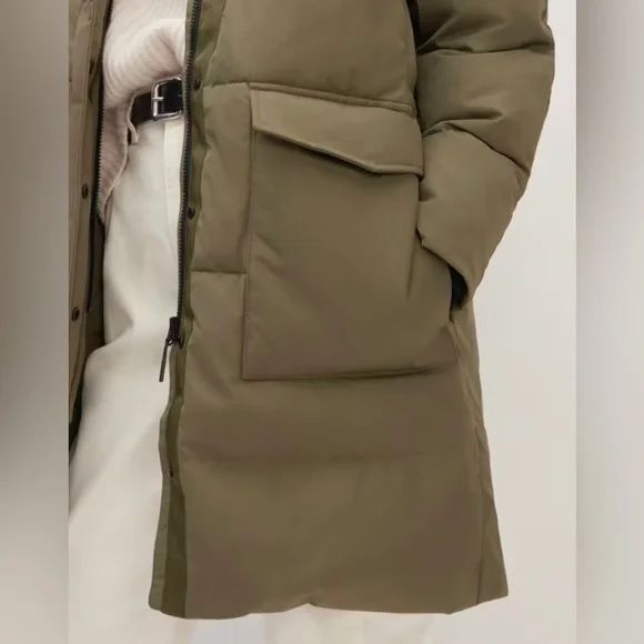 Everlane The Renew Long Puffer Coat Womens Small Kalamata Olive Hooded Primaloft - Picture 5 of 11